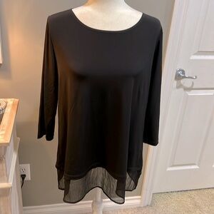 CHICO’S Easywear Round Neck Black Tunic - 2 (Medium)